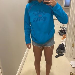 Under Armor Sweatshirt